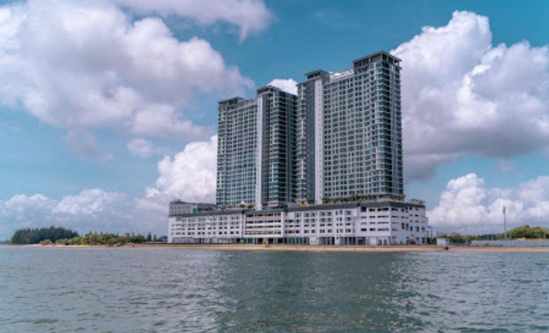 Cozy Seaview Studio At Imperium Residence Tanjung Lumpur Kuantan Kültér fotó